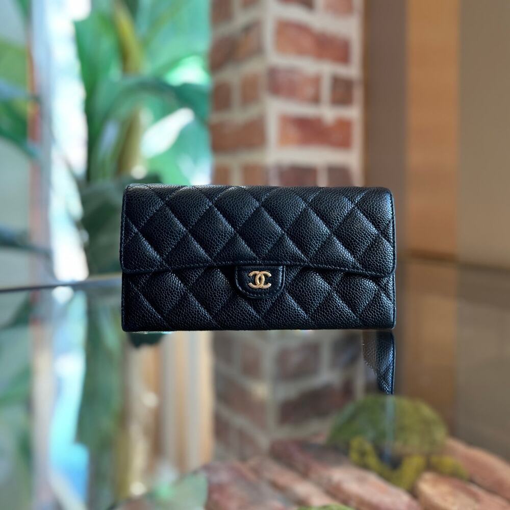 CHANEL Classic Flap Black Quilted Caviar Leather Wallet